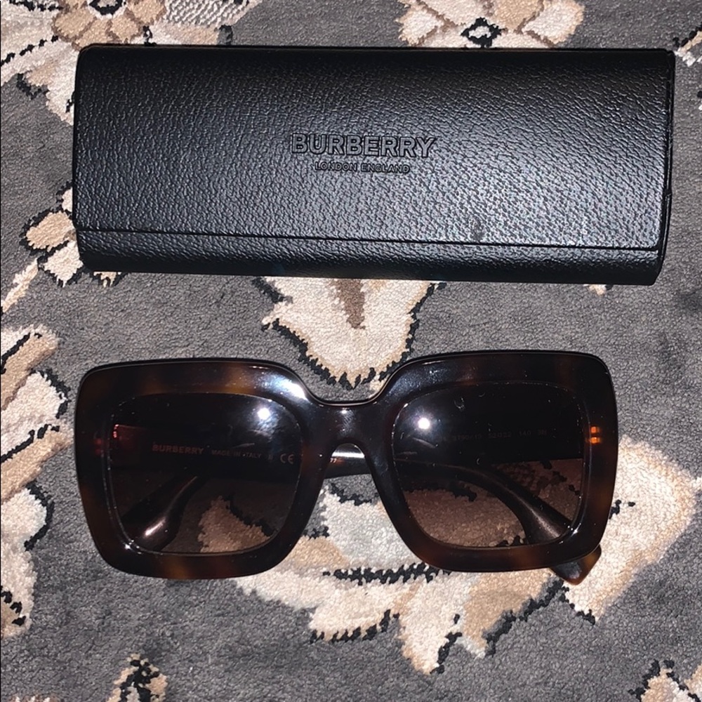 Burberry Oversized Square Frames